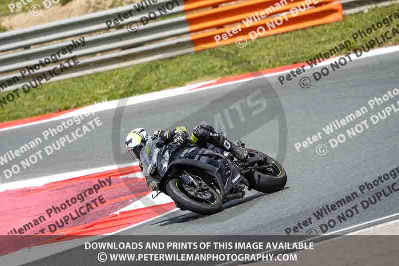 cadwell no limits trackday;cadwell park;cadwell park photographs;cadwell trackday photographs;enduro digital images;event digital images;eventdigitalimages;navarra;no limits trackdays;peter wileman photography;racing digital images;trackday digital images;trackday photos